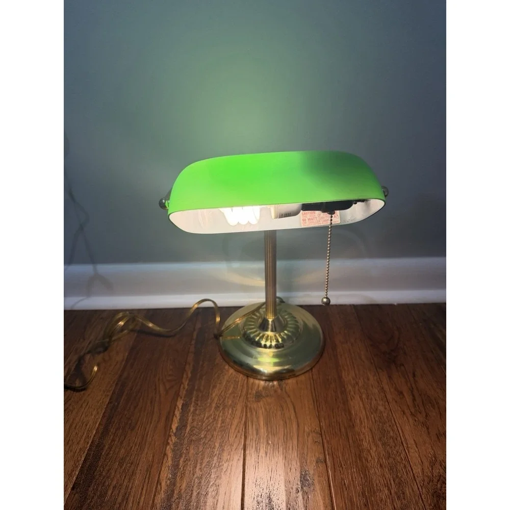 Vintage Underwriters Laboratories Portable Brass Bankers Desk Lamp Green MCM